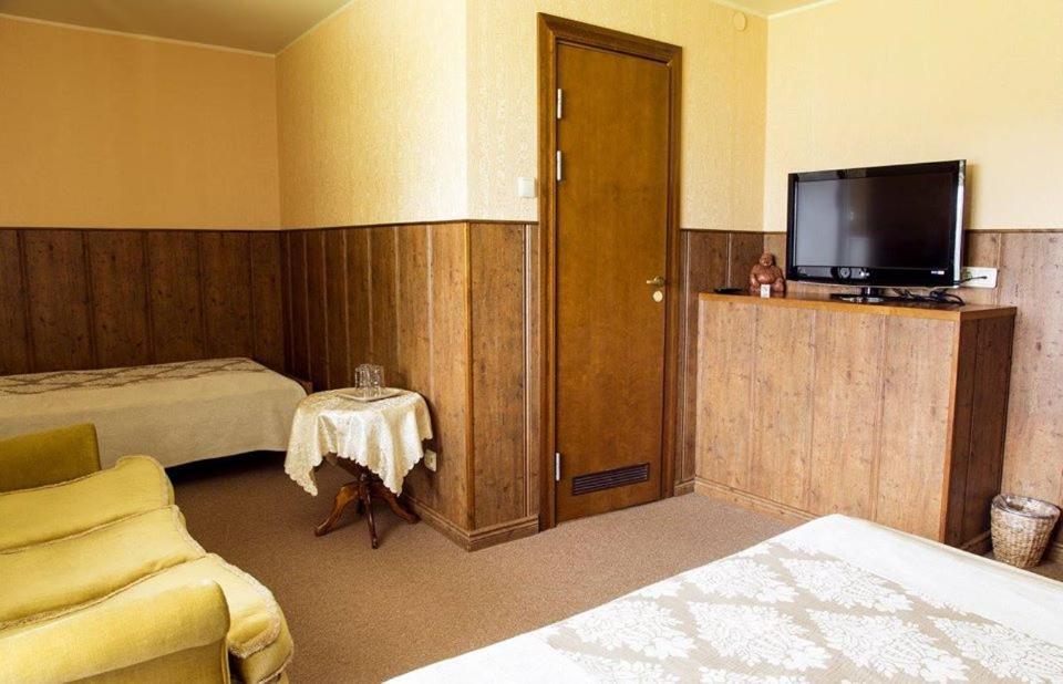 Vahe Guest House Poltsamaa Luaran gambar